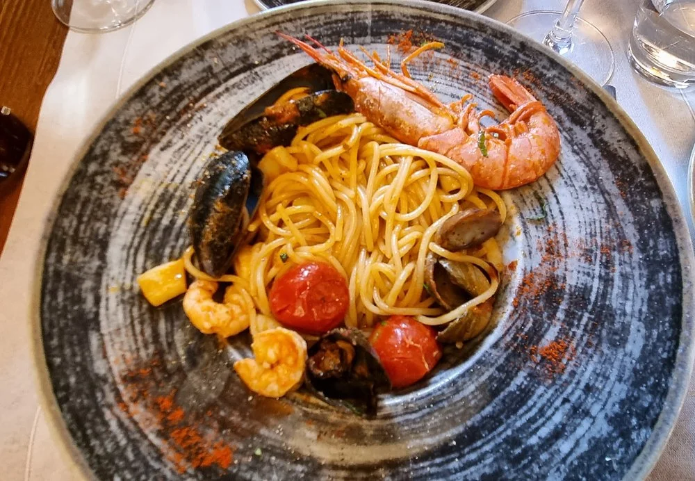 Seppie grigliate con polenta